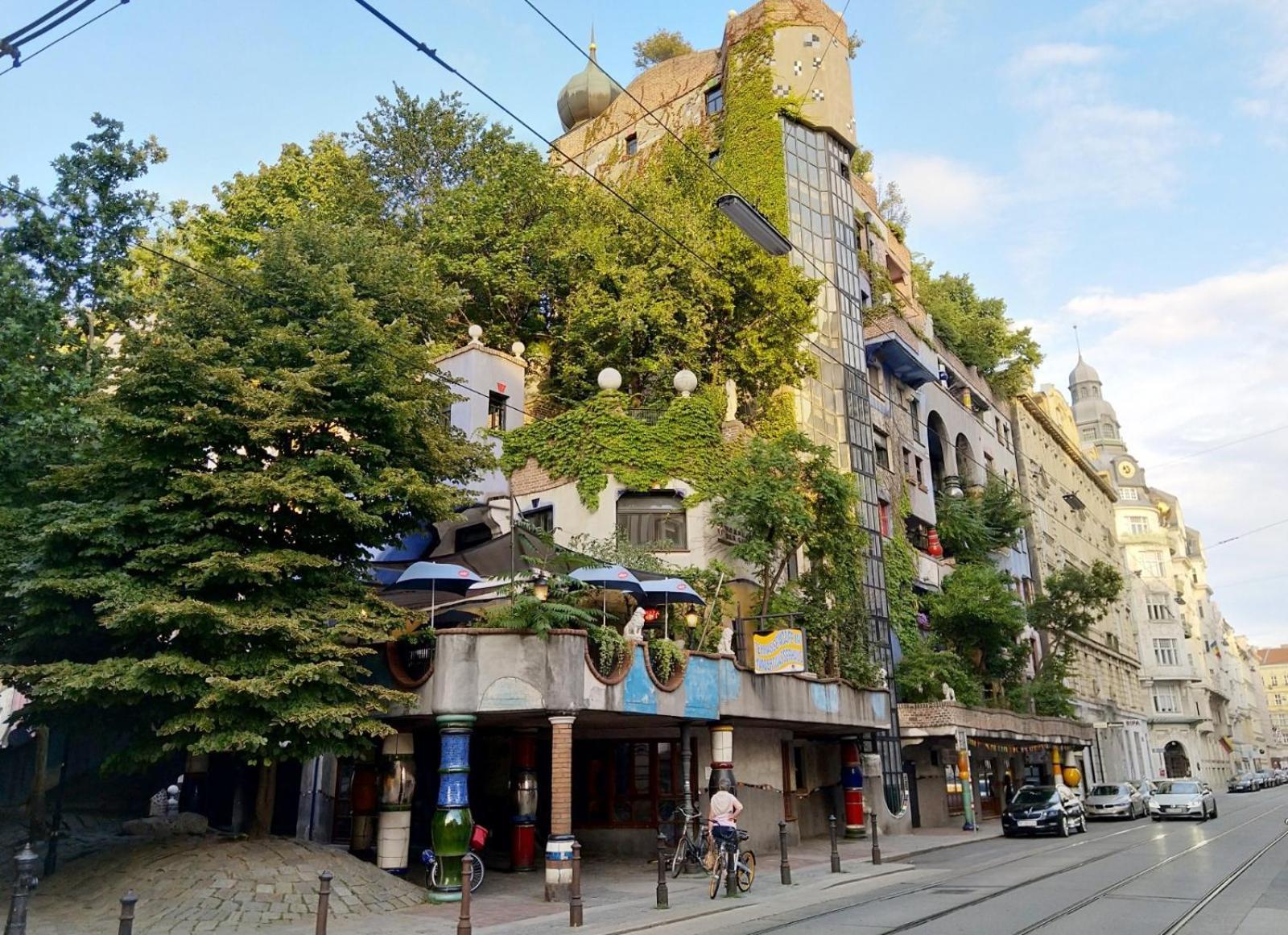 Lovely Modern Historical 1-bedroom * Viena